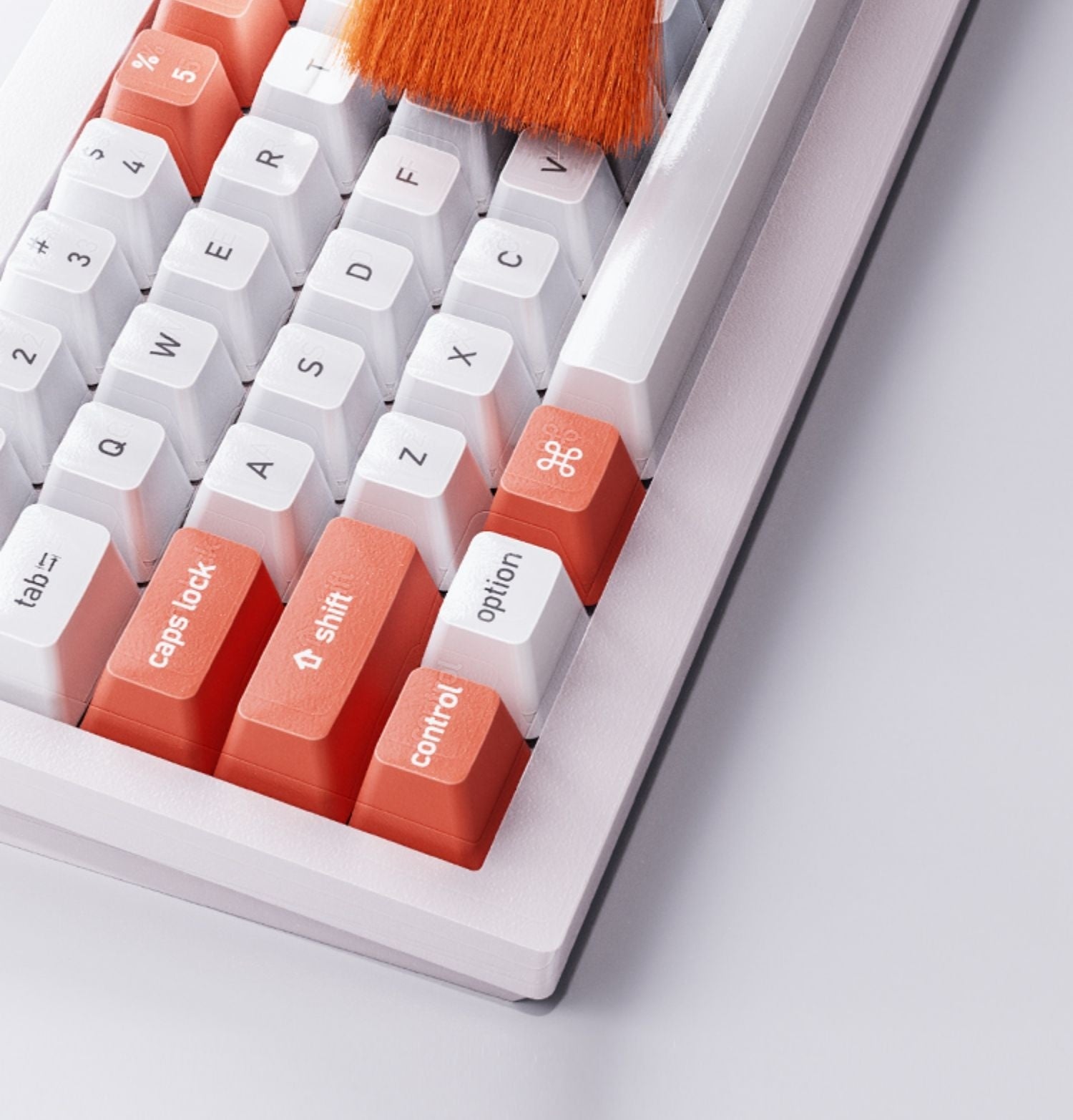 Multifunctional keyboard cleaning tool also for screen